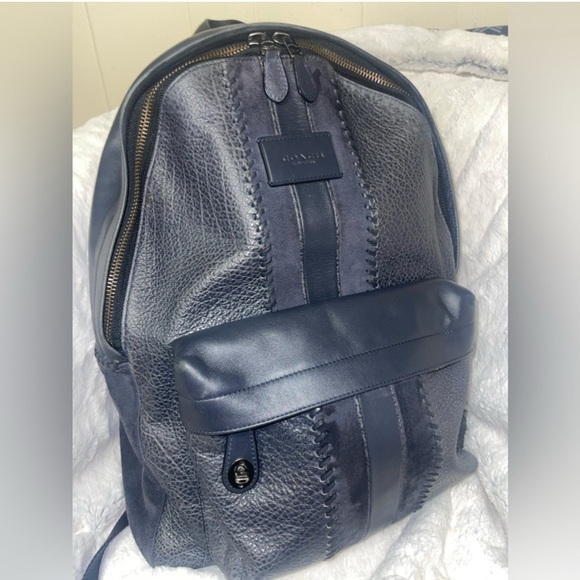 EUC LEATHER COACH BACKPACK - Picture 4 of 8